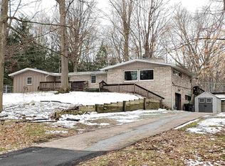 59419 Downey Ave, Mishawaka, IN 46544