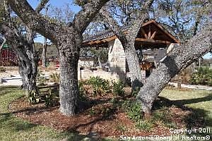 4th image of 217 Ludwig Dr