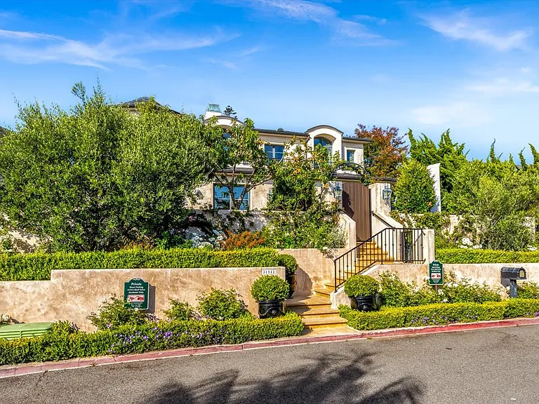 31512 Bluff Dr — Photo 70