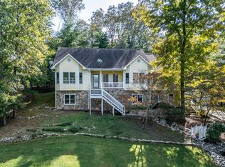 409 Owensby Mill Dr, Ellijay, GA 30536
