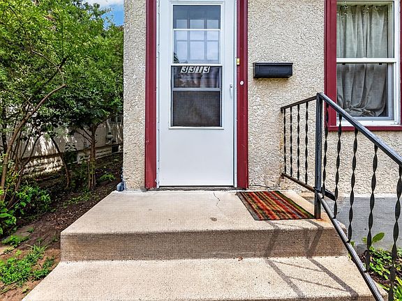 3rd image of 3313 37th Ave S