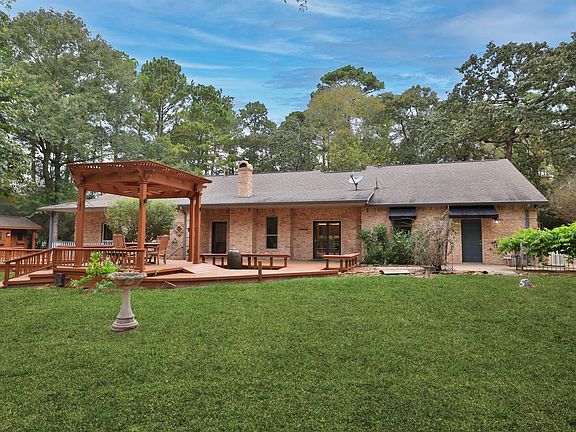 4th image of 8803 Sendera Dr