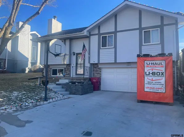 13601 Chandler St, Omaha, NE 68138