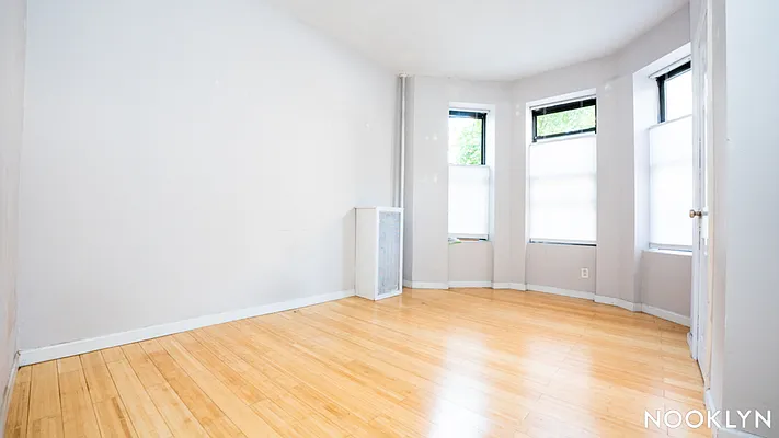 Rented by Nooklyn NYC LLC | media 23