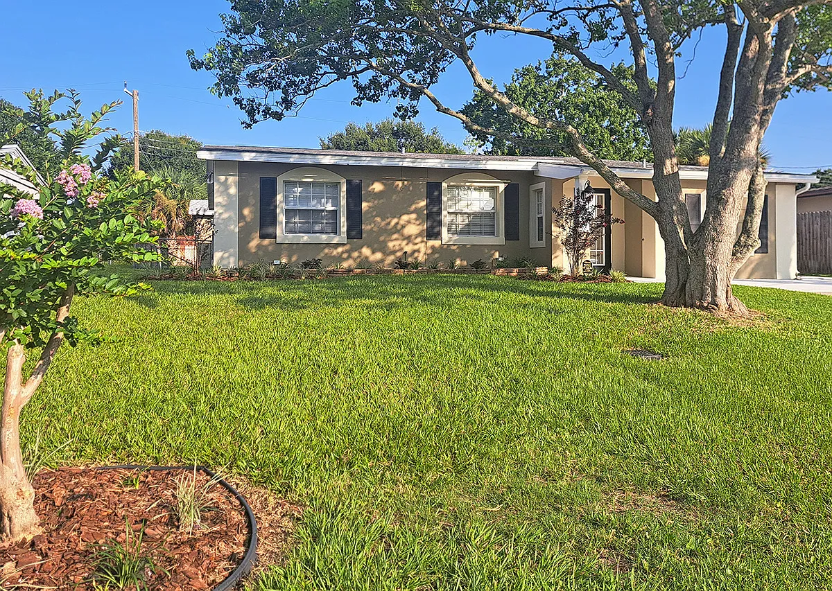 4 bed, 2032 sqft, $2,600 — Photo 3