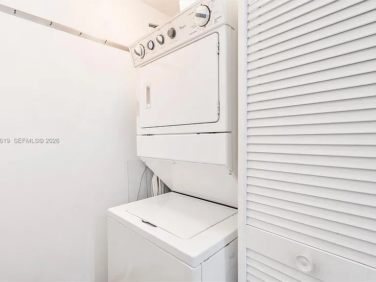 244 Biscayne Blvd #1906 — Photo 14