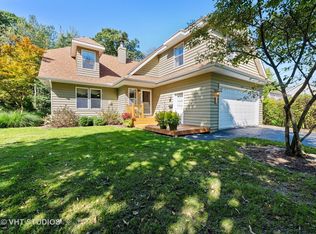 538 2nd St, Grayslake, IL 60030