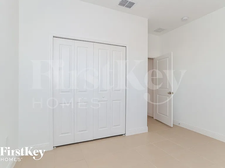 189 Willow Dr — Photo 10