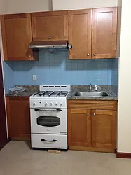 Rented by Century 21 New Golden Age Realty