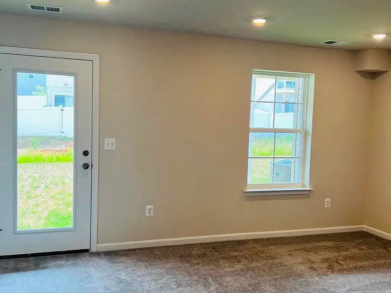 218 Telluride Way — Photo 15