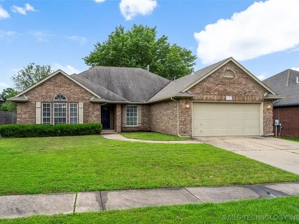 4309 W College St, Broken Arrow, OK 74012