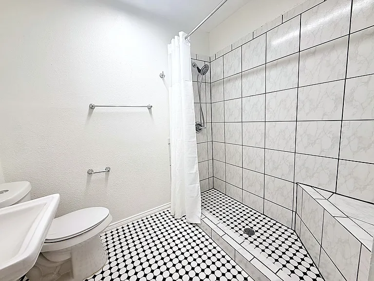 3112 Frazier Ave — Photo 8