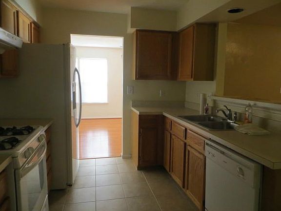 2nd image of 107 McKnew Ct