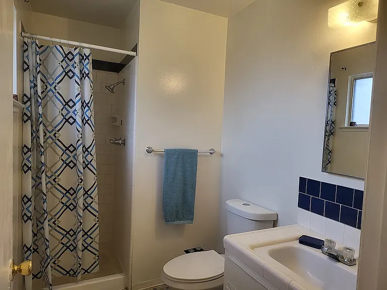 1019 S Demaree St — Photo 42