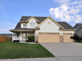 655 SE Carefree Ln, Waukee, IA 50263