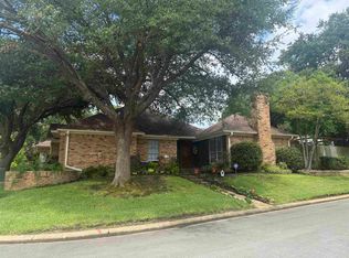 1125 Towne Lake Dr, Longview, TX 75601