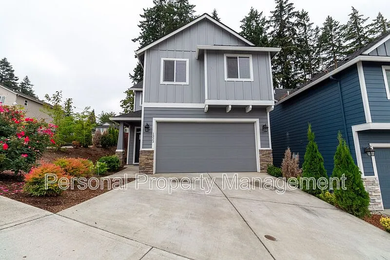 4 bed, 2.5 bath, 1839 sqft, $2,795 — Photo 1