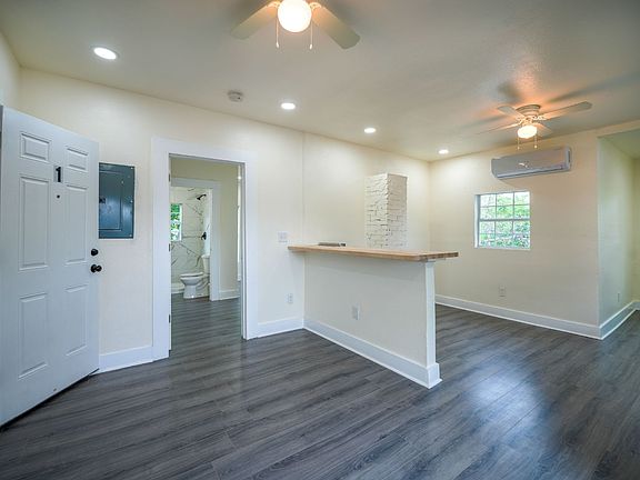 5th image of 1034 Hammond Ave #1