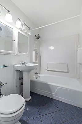 Rented by Brown Harris Stevens | media 13