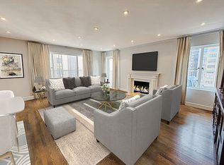 40 Central Park APT C, New York, NY 10019