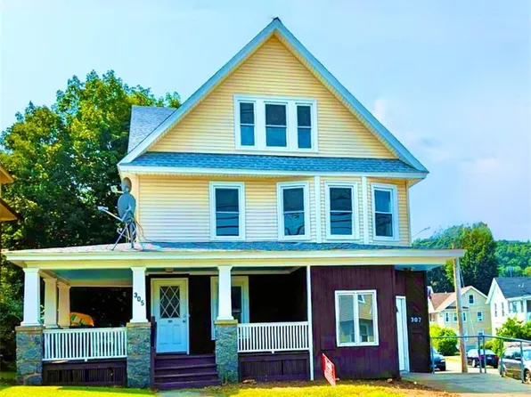 307 Wakelee Avenue, Ansonia, CT 06401