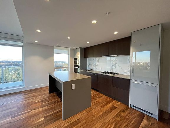 3rd image of 1675 Lions Gate Ln #1103