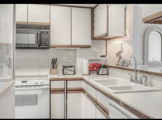 1602 Sand Dollar Ct, Kure Beach, NC 28449
