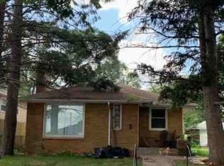 4827 6th St N, Minneapolis, MN 55430