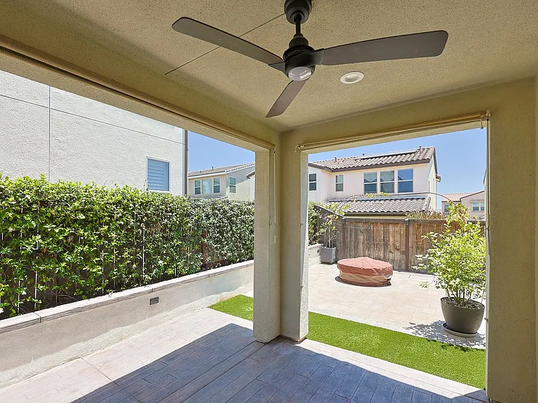 1098 Camino Levante — Photo 35