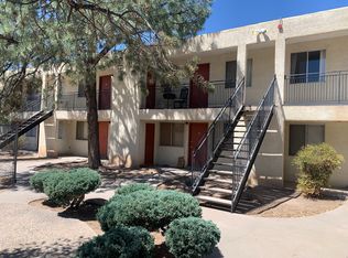1431 Girard Blvd NE #30, Albuquerque, NM 87106