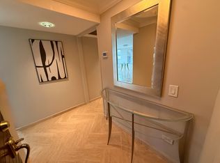 6410 Isla Verde Ave #10, Carolina, PR 00979
