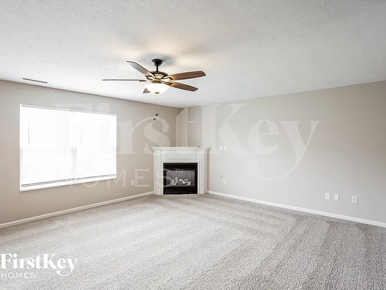 10949 Gresham Pl — Photo 3