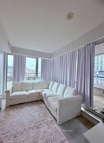 51 E Liberty St #505 Photo 1