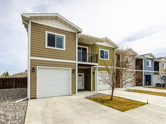 3rd image of 119 Trails Cir W