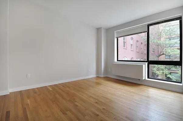 Rented by Keller Williams NYC | media 28