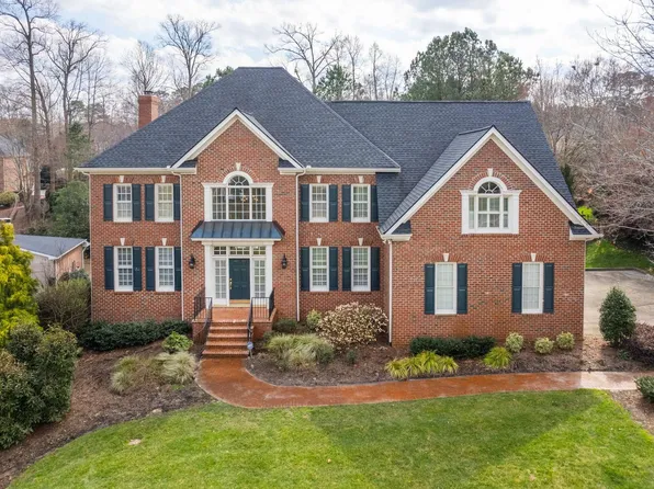 102 Trident Ct, Cary, NC 27518