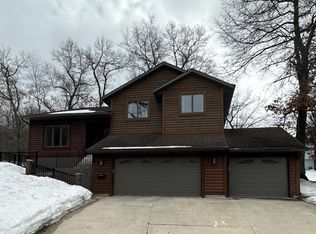 1210 Northway Ln NE, Rochester, MN 55906