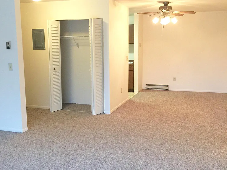 1331 W 3rd St #101 — Photo 15