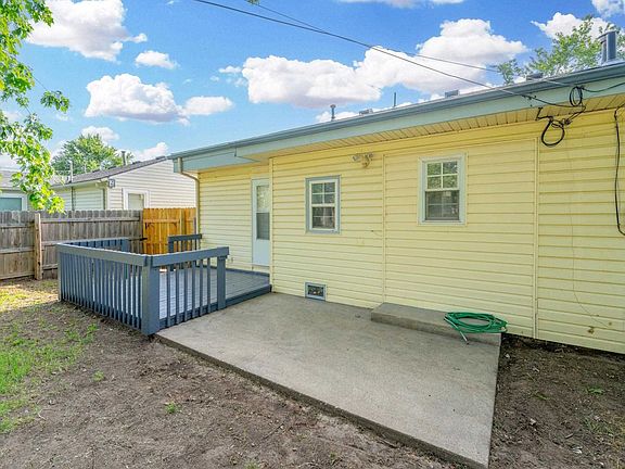 5th image of 4427 S Handley Ave