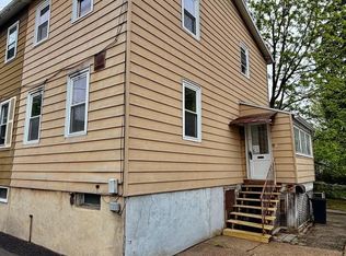 24 Franklin St, Shillington, PA 19607