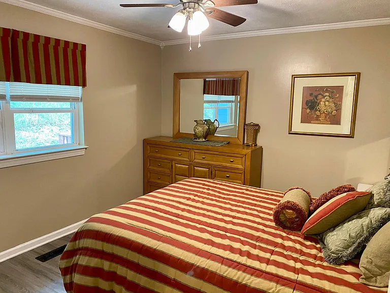 3128 Blue Springs Rd SE — Photo 15