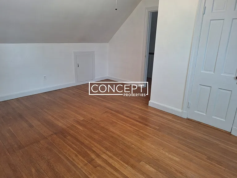 105 Keith St — Photo 23