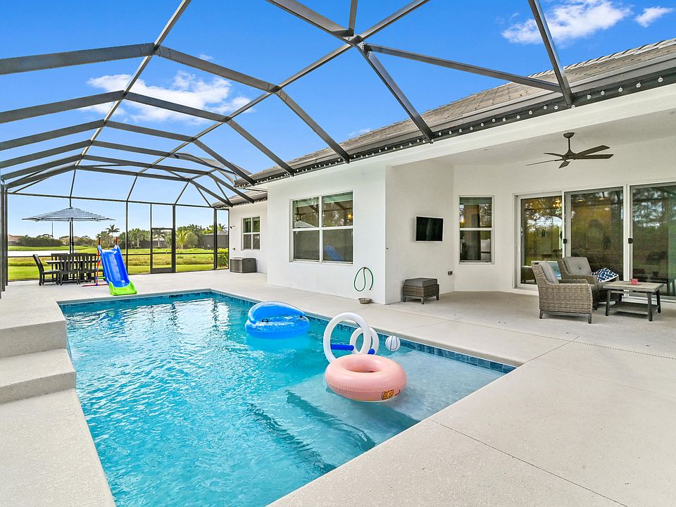 1st image of 530 Caroline Drive