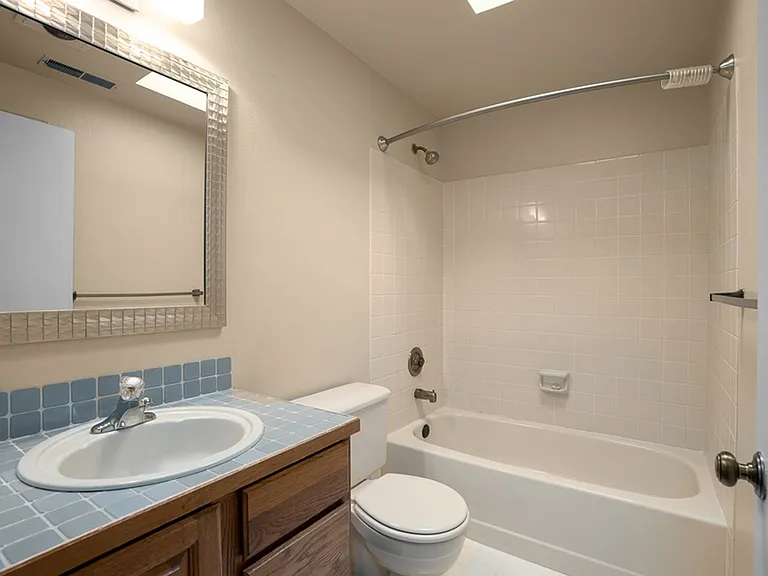 4222 Beach Dr SW #402 — Photo 8