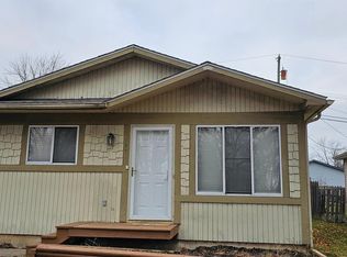 1187 E Hendricks Way S, Waterford, MI 48328