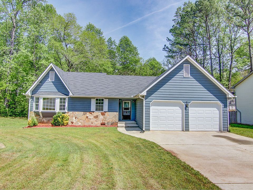 1st image of 410 Rocky Cove Trl #1
