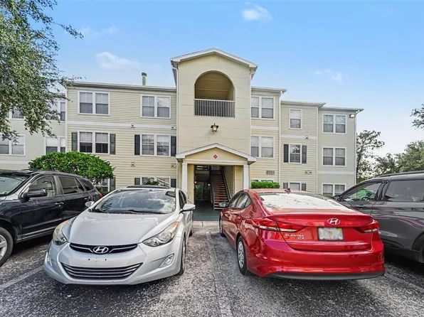 18193 Sterling Gate Cir, Tampa, FL 33647