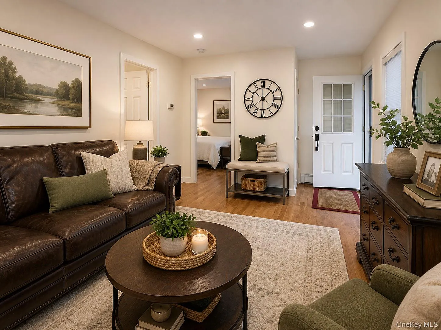 1 bed, 1.0 bath, 925 sqft, $3,000 — Photo 2