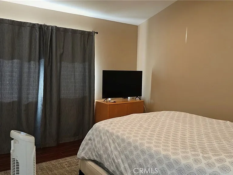 5966 Rod Ave — Photo 10