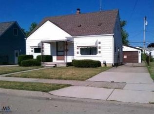 25263 Cole St, Roseville, MI 48066